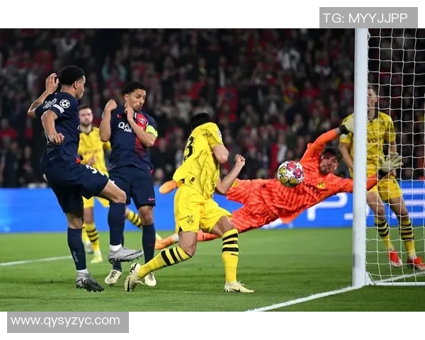 巴黎与多特空场对决的震撼瞬间展现足球魅力与激情 巴黎与多特空场对决的震撼瞬间展现足球魅力与激情