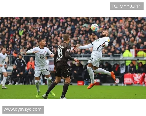 瑞典与德国足球对决赛果揭晓精彩瞬间回顾与分析 瑞典与德国足球对决赛果揭晓精彩瞬间回顾与分析